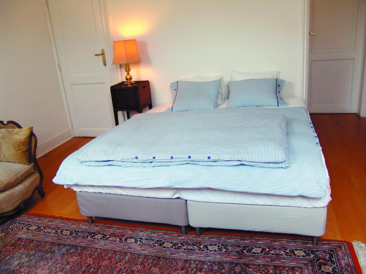 Louise Chatelain Suites Brussels Exterior photo